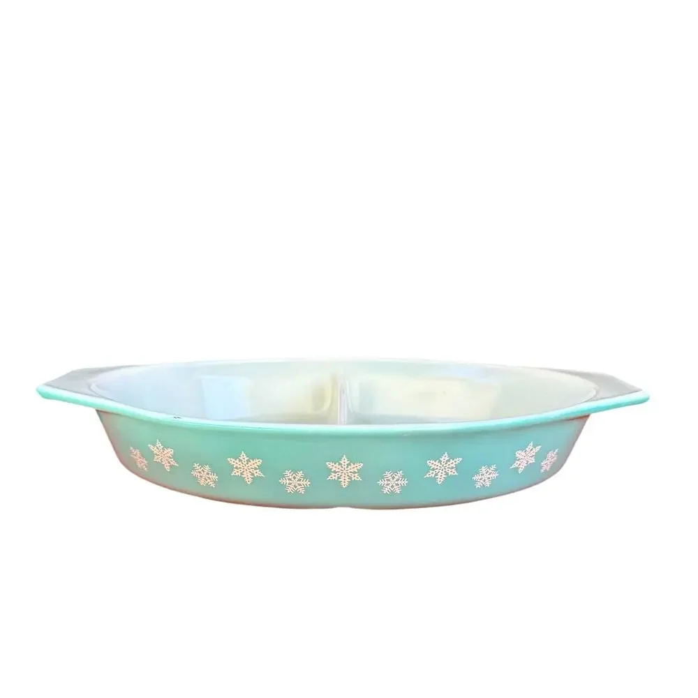 vintage Pyrex Blue Turquoise Snowflake 1.5 Quart Divided Casserole Dish